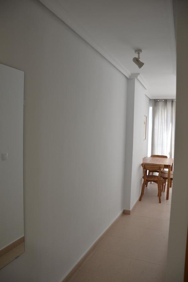 Apts Ara With Pool Бенидорм Екстериор снимка